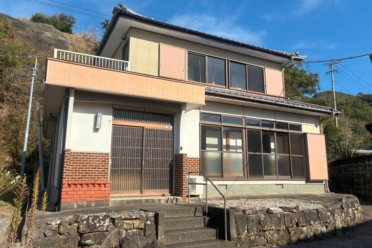 龍ヶ岳町大道／赤崎